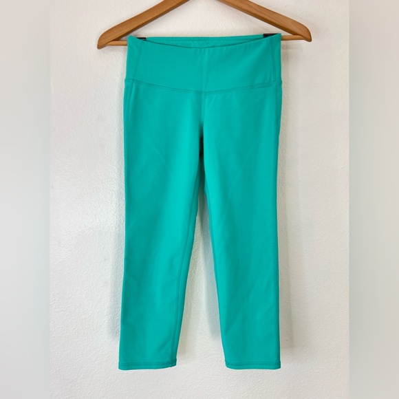 ATHLETA Chaturanga Cropped Pull On Stretch Leggings Sz XS Light Teal - Picture 1 of 13